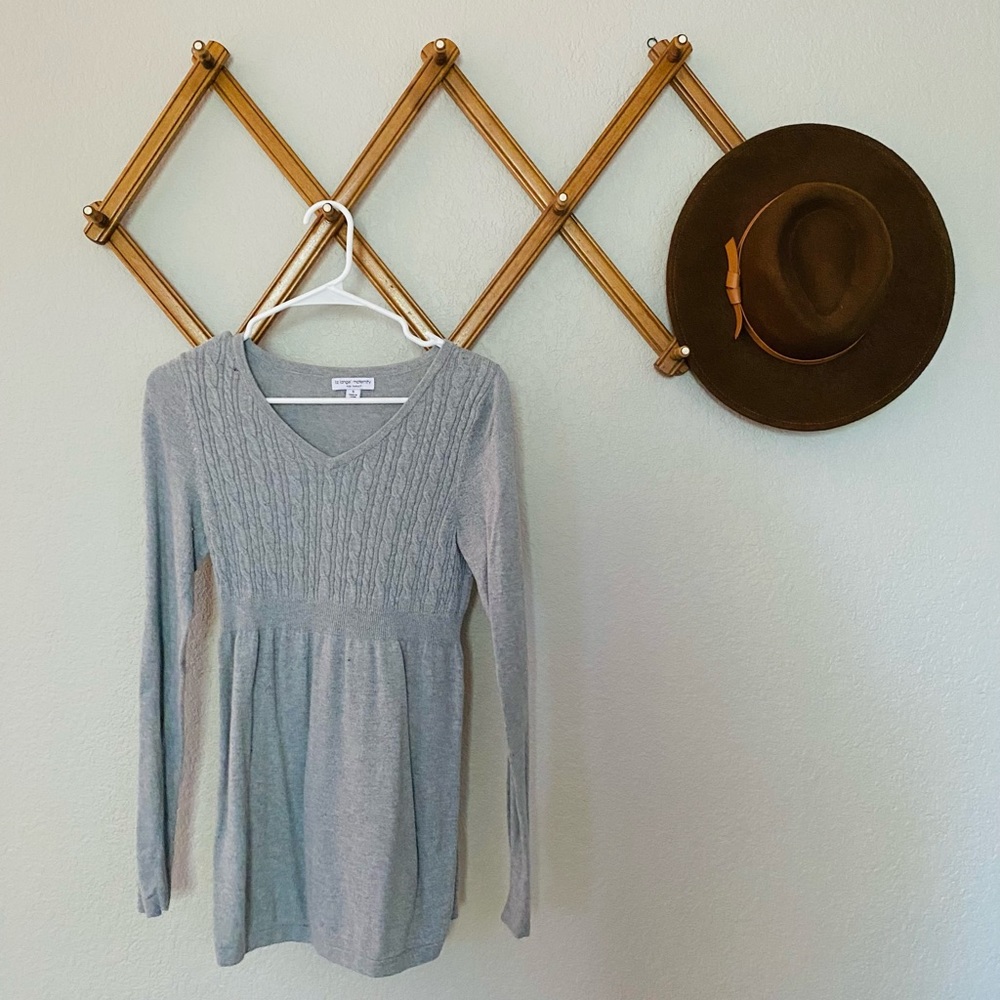 LIZ LANGE Maternity Top Gray Knit Sweater Soft